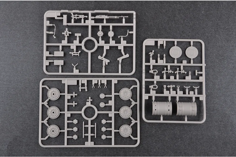Trumpeter 1/35 Soviet 1984 T-64B Tank Scaled Plastic Model Kit image 28121
