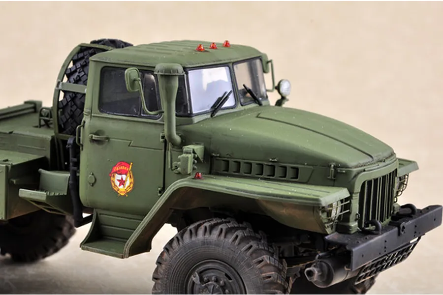 Trumpeter 1/35 Russian BM-21 Grad Multiple Rocket Launcher Truck Scaled Plastic Model Kit image 28142
