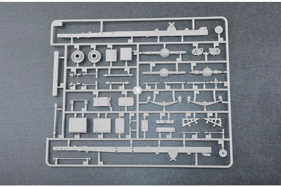 Trumpeter 1/35 Russian BM-21 Grad Multiple Rocket Launcher Truck (Late Version) Scaled Plastic Model Kit image 28214