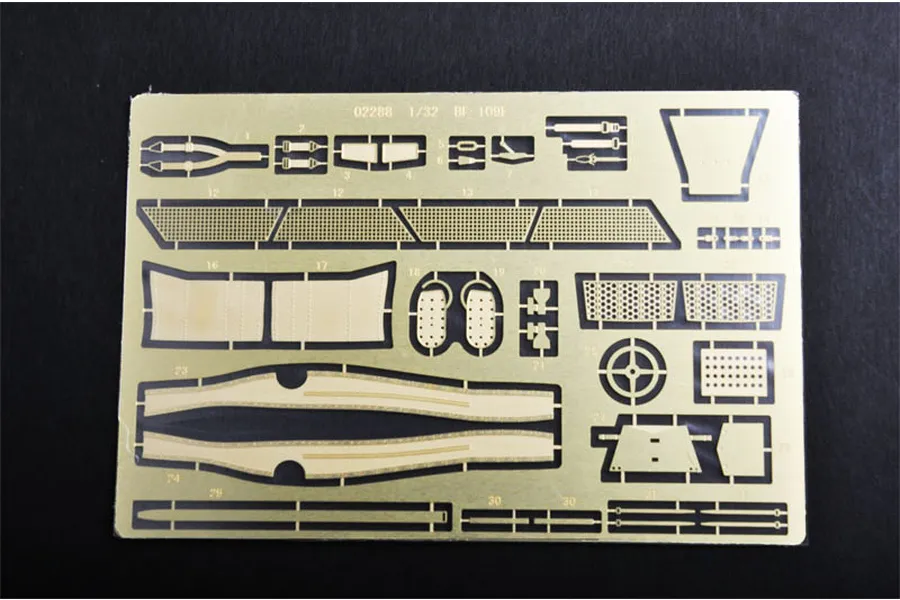 Trumpeter 1/32 Messerschmitt Bf 109E-7 Fighter Scaled Plastic Model Kit image 28739