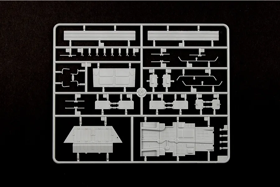 Trumpeter 1/35 Russian BTR-60P Upgraded Armoured Personnel Carrier Vehicle Scaled Plastic Model Kit image 28758