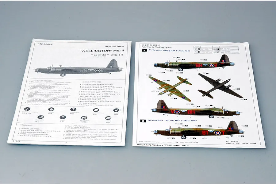 Two pages of the Trumpeter 1/72 scale Vickers Wellington Mk.III model kit instruction manual showing assembly guides and painting diagrams.