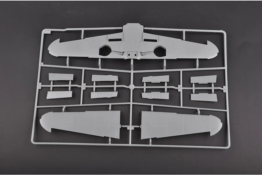 Trumpeter 1/32 Messerschmitt Bf 109F-4/Trop Fighter Scaled Plastic Model Kit image 28903