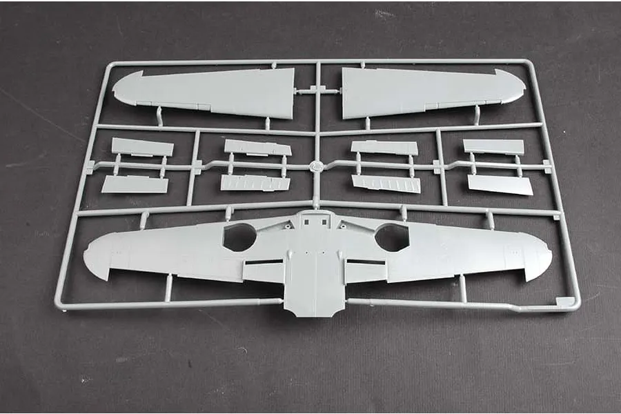 Trumpeter 1/32 Messerschmitt Bf 109F-4 Fighter Scaled Plastic Model Kit image 28935