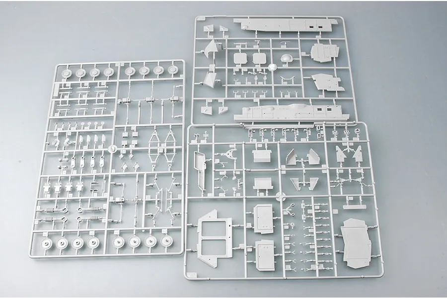 Trumpeter 1/35 LAV-A2 Armoured Vehicle Scaled Plastic Model Kit image 29039
