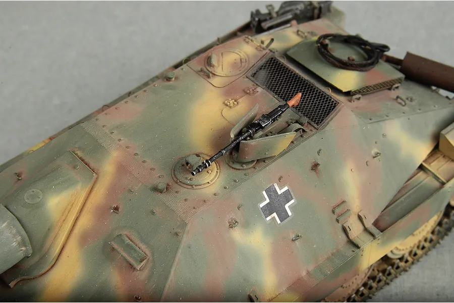 Trumpeter 1/35 German Jagdpanzer 38(t) Hetzer-Starr Self-Propelled Scaled Plastic Model Kit image 29111