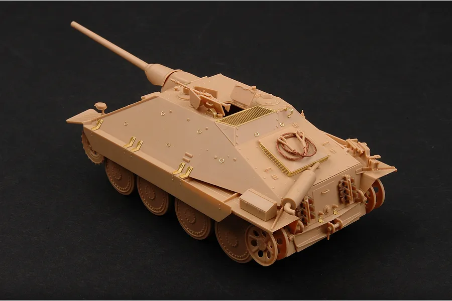 Trumpeter 1/35 German Jagdpanzer 38(t) Hetzer-Starr Self-Propelled Scaled Plastic Model Kit image 29120