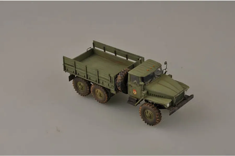 Trumpeter 1/35 Russian 6x6 URAL-4320 Truck Scaled Plastic Model Kit image 29223