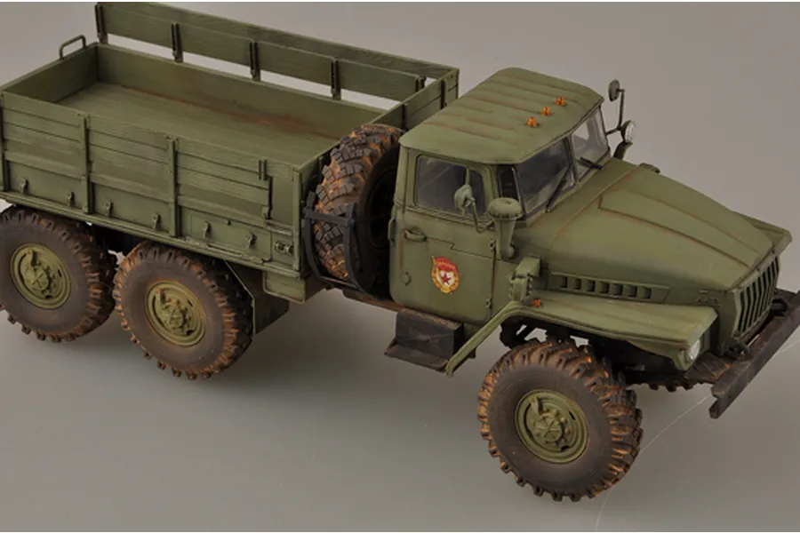 Trumpeter 1/35 Russian 6x6 URAL-4320 Truck Scaled Plastic Model Kit image 29224
