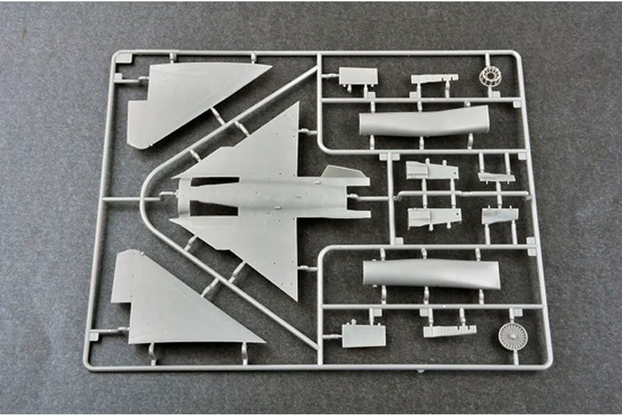 Trumpeter 1/72 Chinese J-10B Jet Scaled Plastic Model Kit image 29533