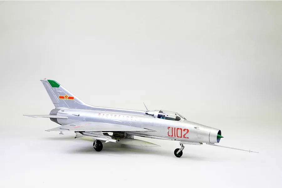 Trumpeter 1/48 MiG-21F-13 Fishbed Jet Scaled Plastic Model Kit image 14
