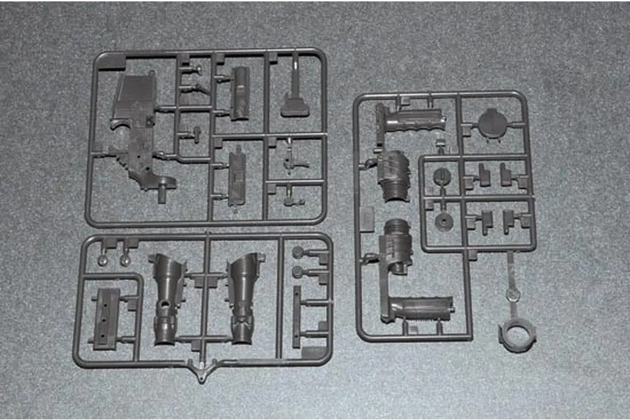 Trumpeter 1/3 M16A4, AR15, M16, M4 Scaled Plastic Model Kit image 29615