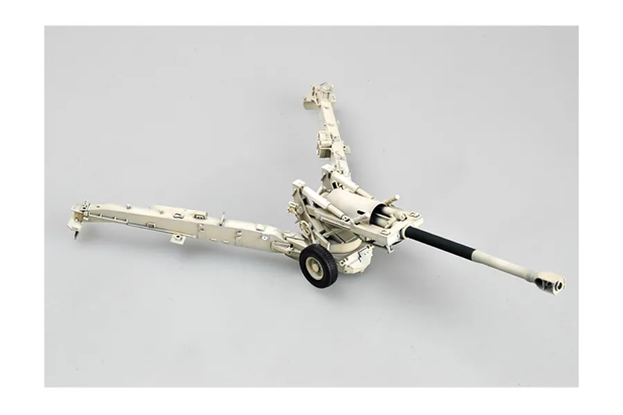 Trumpeter 1/35 M198 155mm Medium Towed Howitzer Scaled Plastic Model Kit image 30127