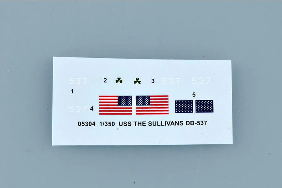 Trumpeter 1/350 USS The Sullivans DD-537 Destroyer Plastic Model Kit image 30150
