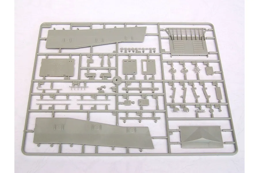 Trumpeter 1/72 USN WWII LCN 3 Vehicle Landing Craft Plastic Model Kit image 30244