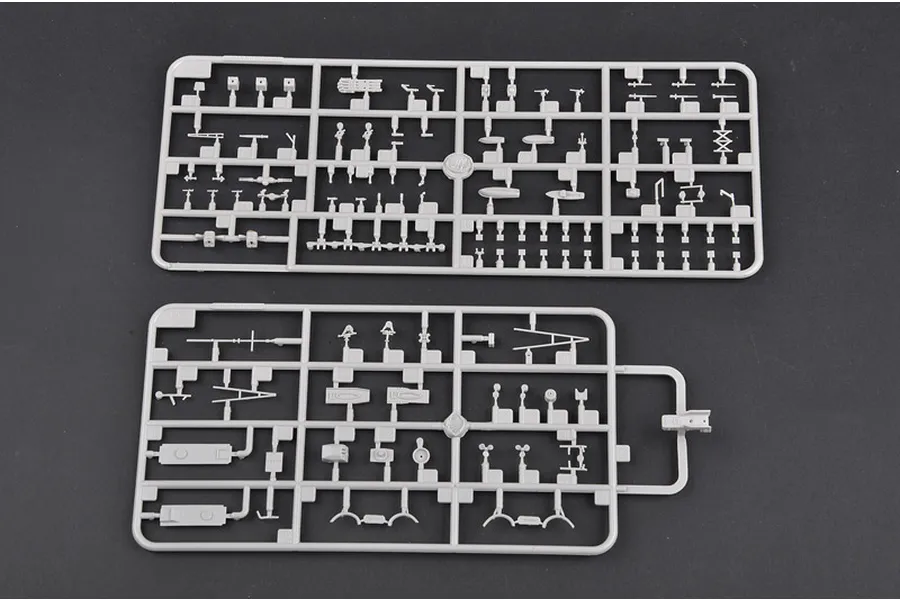 Trumpeter 1/700 German Zerstorer Z-30 1942 Destroyer Plastic Model Kit image 30427