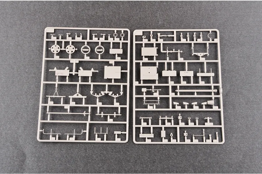 Trumpeter 1/35 Soviet 1942 Limber 52-R-353M Scaled Plastic Model Kit image 30538