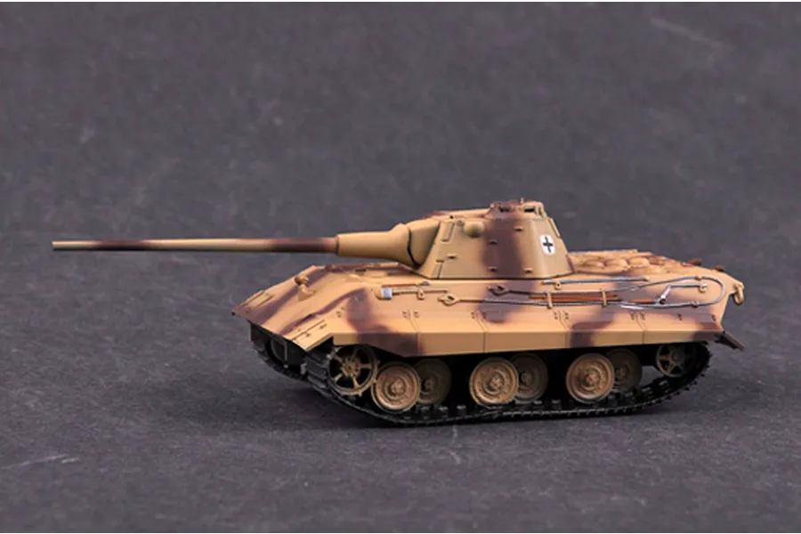 Trumpeter 1/72 German E-50 (50-75 Tons/Standardpanzer) Tank with 107mm Zis-6 Barrel Scaled Plastic Model Kit image 4