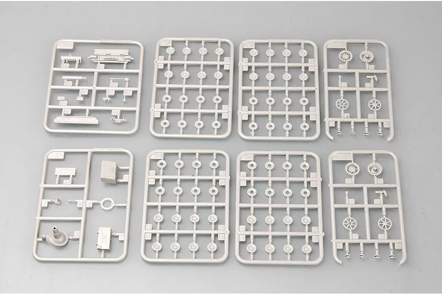 Trumpeter 1/72 German Brummbar (Late Version) Scaled Plastic Model Kit image 30648