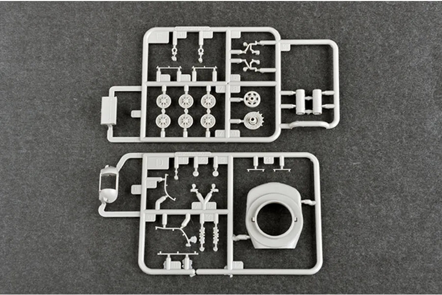Trumpeter 1/72 Soviet KV-85 Heavy Tank Scaled Plastic Model Kit image 30675