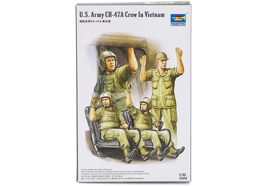 Trumpeter 1/35 US Vietnam CH-47 Chinook Crew Scaled Plastic Model Kit image 30735
