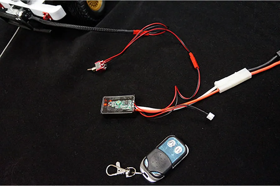 Yeah Racing 1/10 Winch Remote Control &amp;amp; Receiver Set image 32090