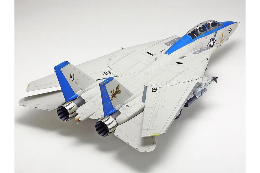 Tamiya 1/48 F-14D Tomcat Jet Scaled Plastic Model Kit image 33745
