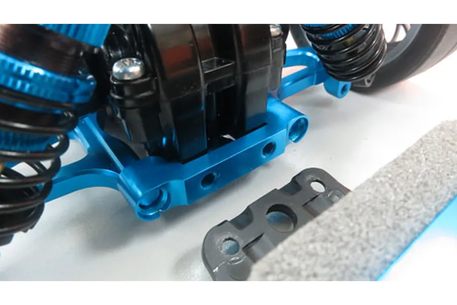 Yeah Racing Blue Aluminium Tamiya TT-02 Front &amp;amp; Rear Lower Suspension Arm Pin Mounts 2Pcs image 37252
