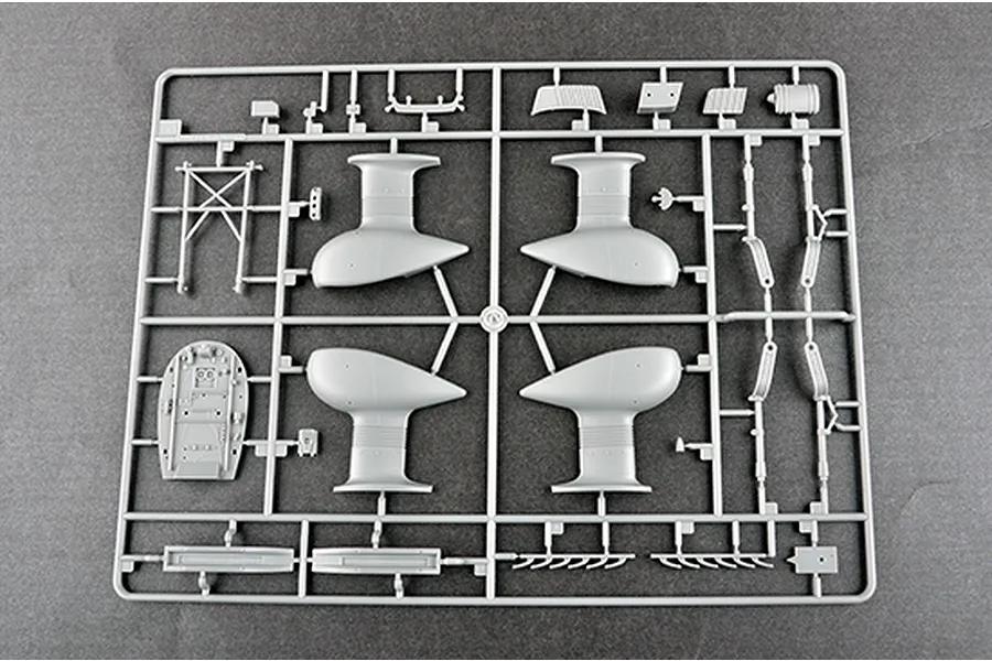 Trumpeter 1/24 Junkers Ju-87G-2 Stuka Bomber Scaled Plastic Model Kit image 37499