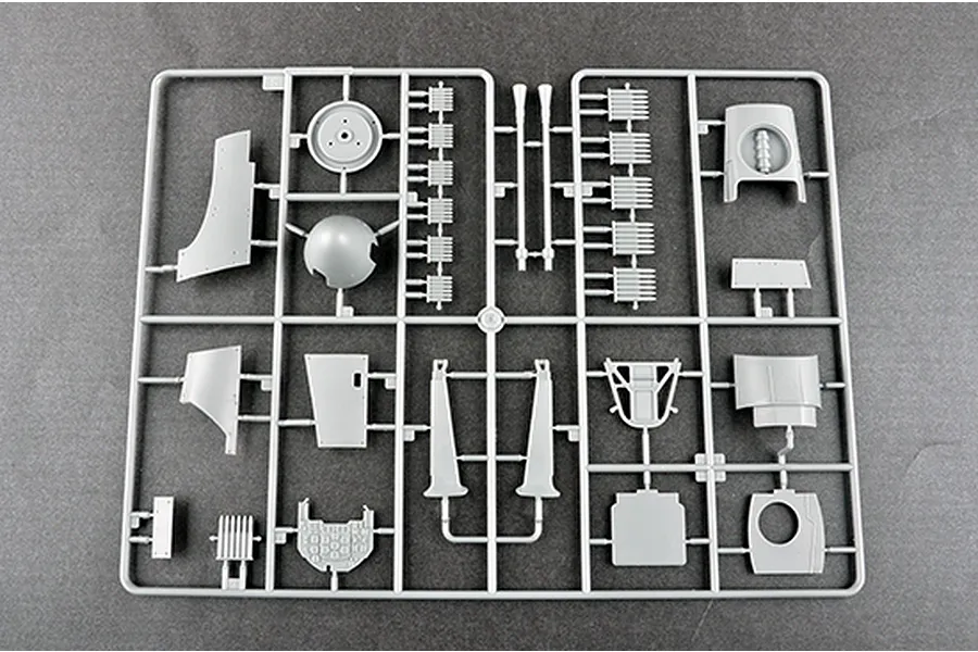 Trumpeter 1/24 Junkers Ju-87G-2 Stuka Bomber Scaled Plastic Model Kit image 37500