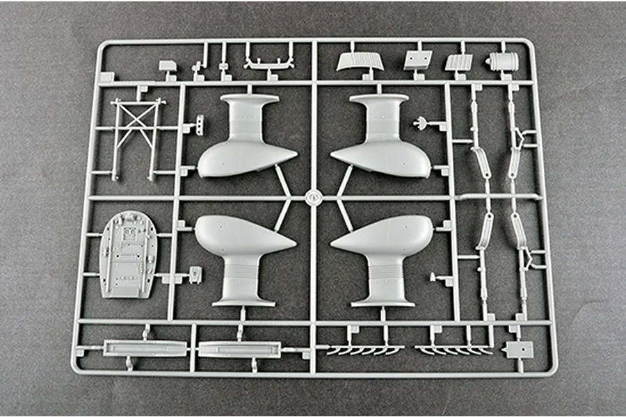 Trumpeter 1/24 Junkers Ju-87G-2 Stuka Bomber Scaled Plastic Model Kit image 37501