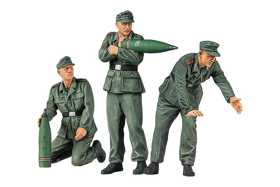Tamiya 1/35 German Hummel Late Production Heavy Self-Propelled Howitzer Scaled Plastic Model Kit image 39041