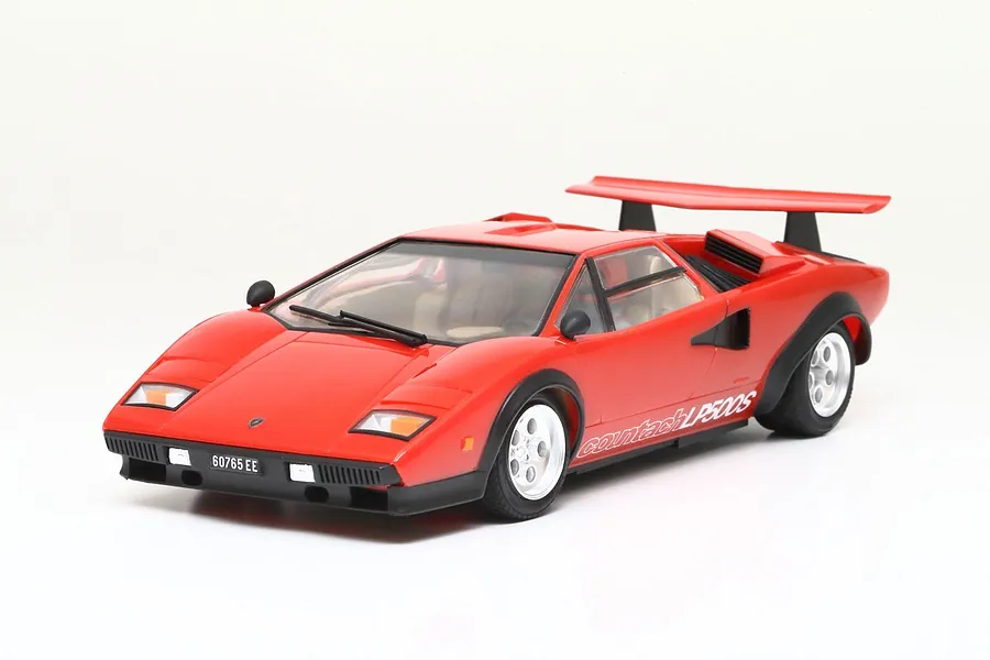 Tamiya 1/24 Lamborghini Countach LP500S Scaled Plastic Model Kit