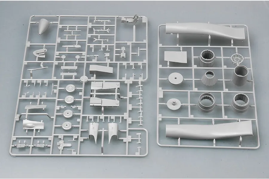 Trumpeter 1/48 PLAAF J-10A Vigorous Dragon Fighter Jet Scaled Plastic Model Kit image 40721
