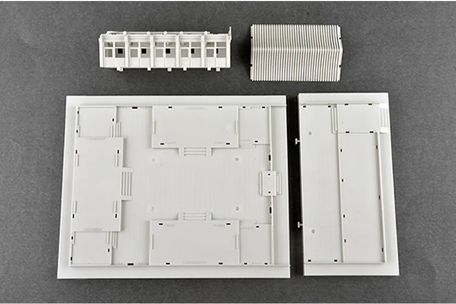 Trumpeter 1/100 Courtyard House (Beijing Siheyuan) Scaled Plastic Model Kit image 41078