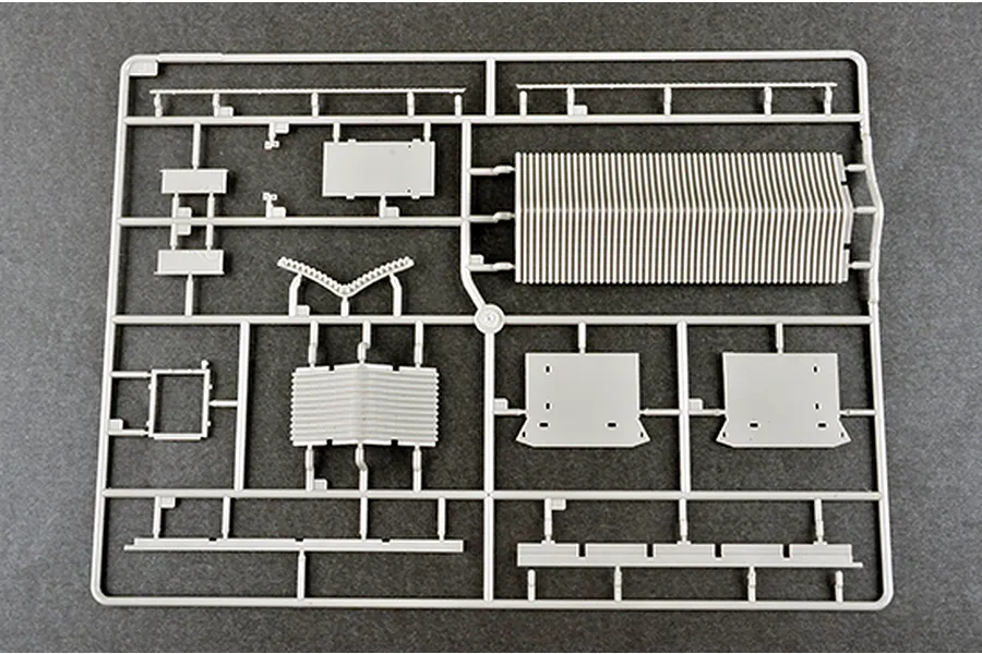 Trumpeter 1/100 Courtyard House (Beijing Siheyuan) Scaled Plastic Model Kit image 41079