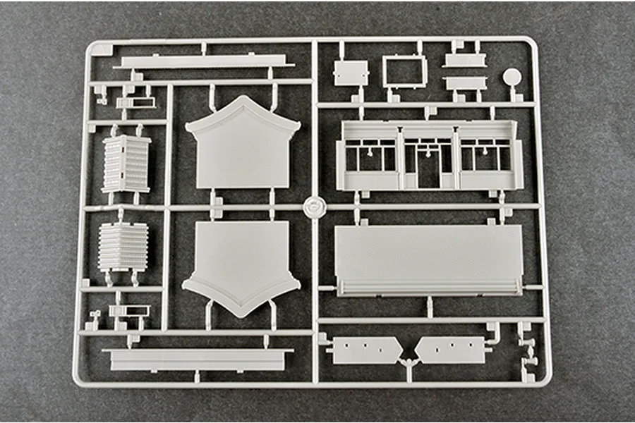 Trumpeter 1/100 Courtyard House (Beijing Siheyuan) Scaled Plastic Model Kit image 41084