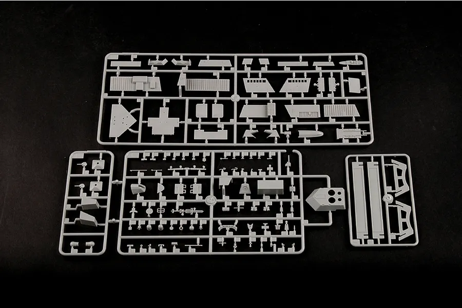 Trumpeter 1/350 USS Freedom LCS-1 Plastic Model Kit image 41322