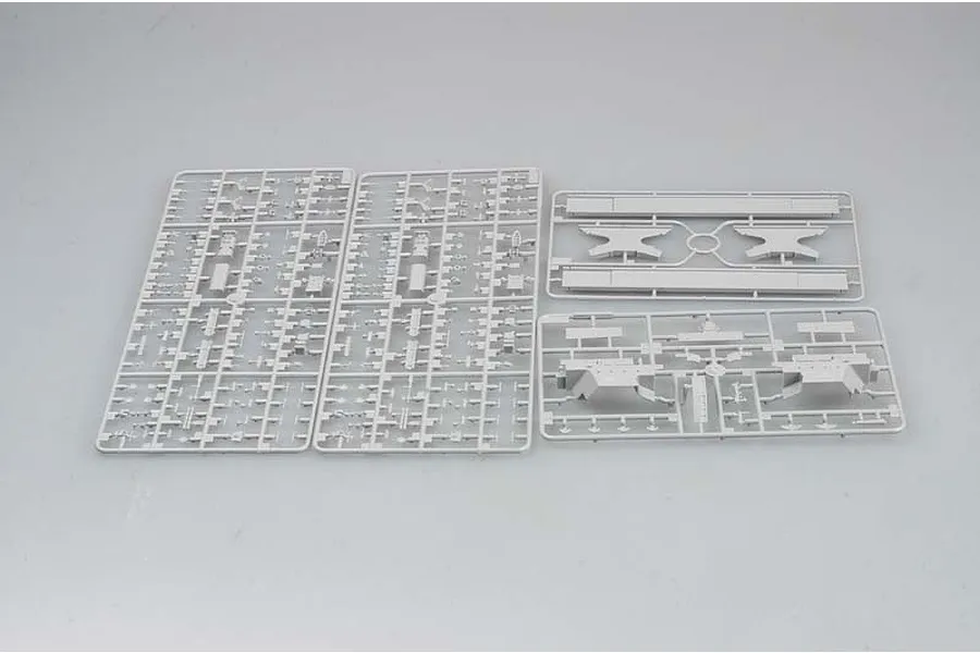 Trumpeter 1/350 Russian Udaloy II Admiral Chanbanenko Destroyer Plastic Model Kit image 41363