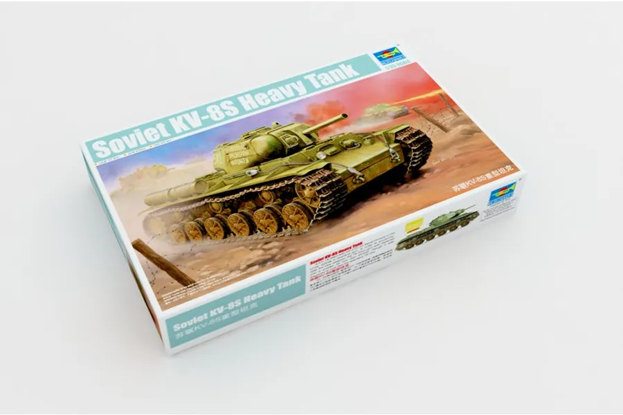 Trumpeter 1/35 scale Soviet KV-8S Heavy Tank plastic model kit box on a white background.