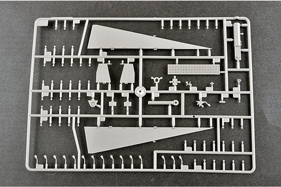 Trumpeter 1/35 Russian 5V28 of 5P72 Launcher SAM-5 Scaled Plastic Model Kit image 41635