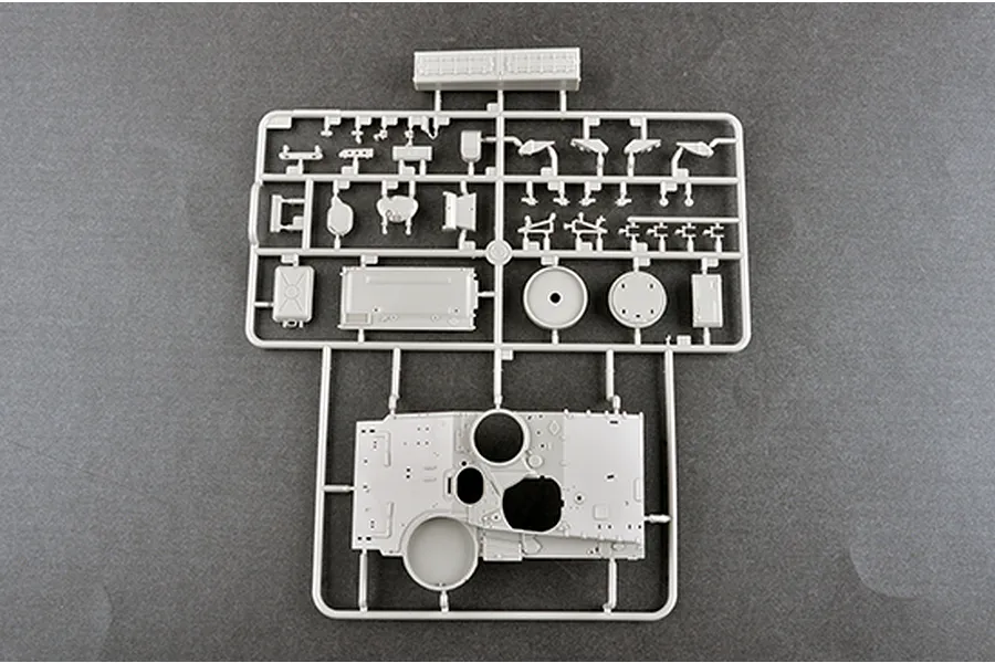 Trumpeter 1/35 Russian BREM-1 Armoured Recovery Vehicle Scaled Plastic Model Kit image 41660