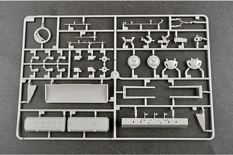 Trumpeter 1/35 Russian BREM-1 Armoured Recovery Vehicle Scaled Plastic Model Kit image 41661
