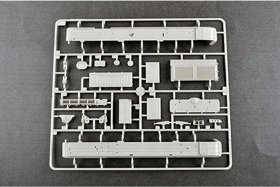 Trumpeter 1/35 Russian BREM-1 Armoured Recovery Vehicle Scaled Plastic Model Kit image 41665