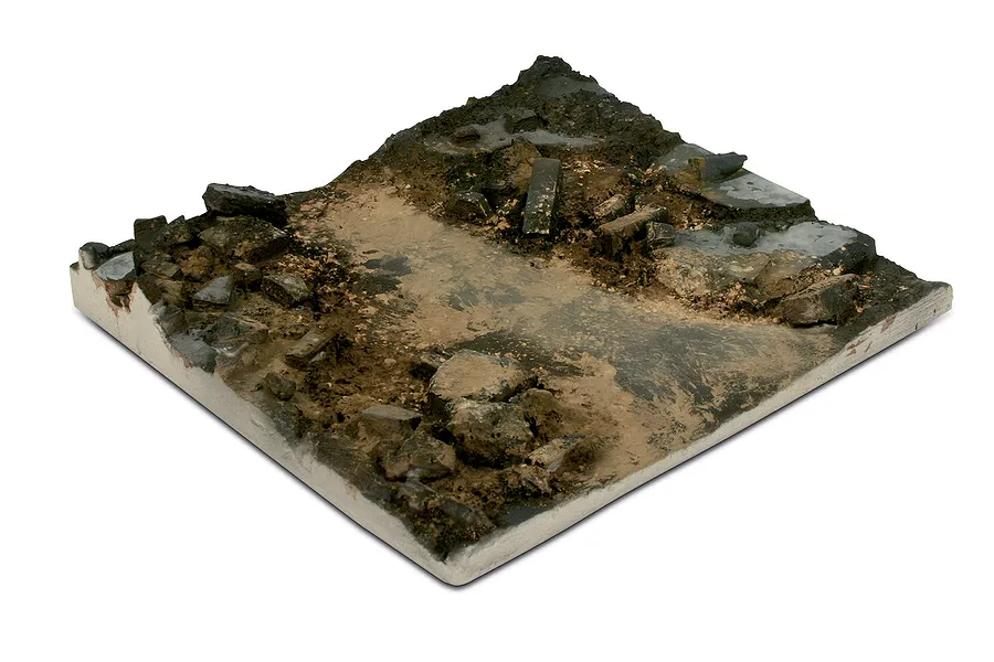 Vallejo 1/35 Scenics 140x140mm Rubble Street Section Diorama Base image 42448