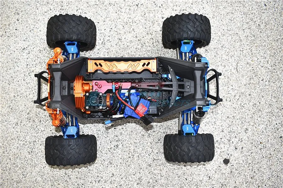 GPM Blue Aluminium Maxx 4S Wide Suspension &amp;amp; Drive Shaft Kit w/ Hardware image 43516
