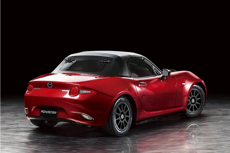 Tamiya M-05 Mazda MX-5 RC Car Electric 2WD 1/10 Scale Kit image 43701