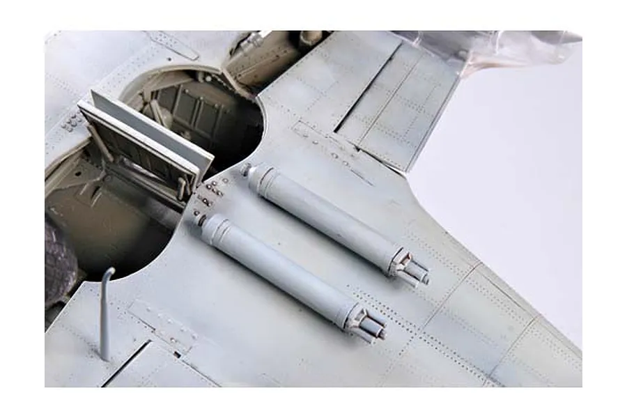 Trumpeter 1/32 Messerschmitt Me 262 A-1a w/ R4M Rockets Fighter Jet Scaled Plastic Model Kit image 44069