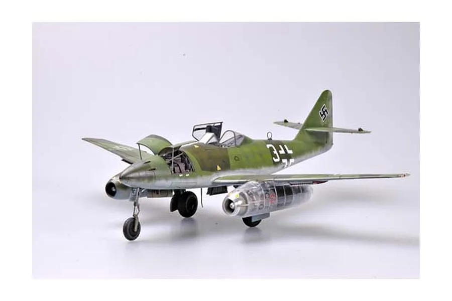 Trumpeter 1/32 Messerschmitt Me 262 A-1a w/ R4M Rockets Fighter Jet Scaled Plastic Model Kit image 44073