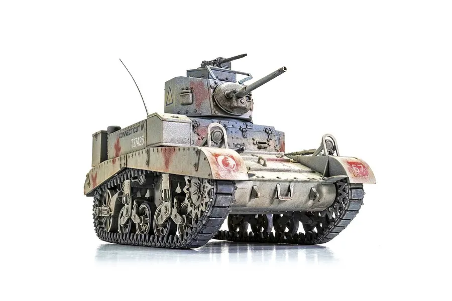 Airfix 1/35 M3 Stuart &amp;#039;Honey&amp;#039; (British Version) Tank Scaled Plastic Model Kit image 45353